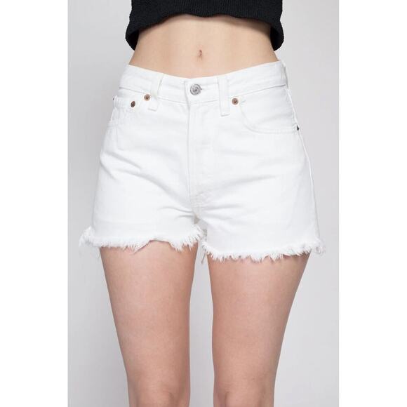 Levi's white denim shorts size 31 - Picture 2 of 5